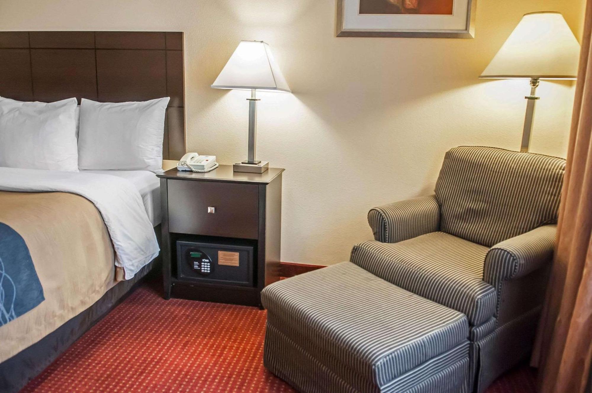 Quality Inn Рио Ранчо Екстериор снимка